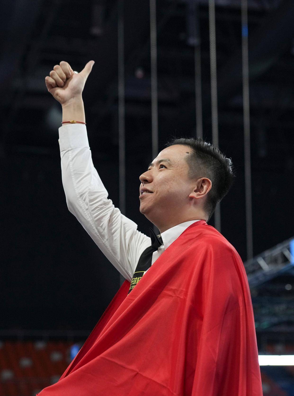 更多人文色 更多人文色