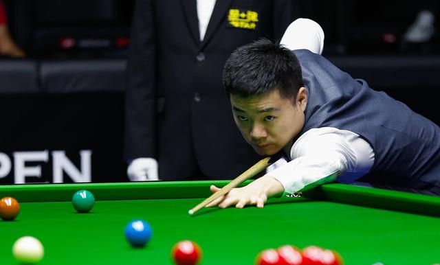 中一直保持 中一直保持